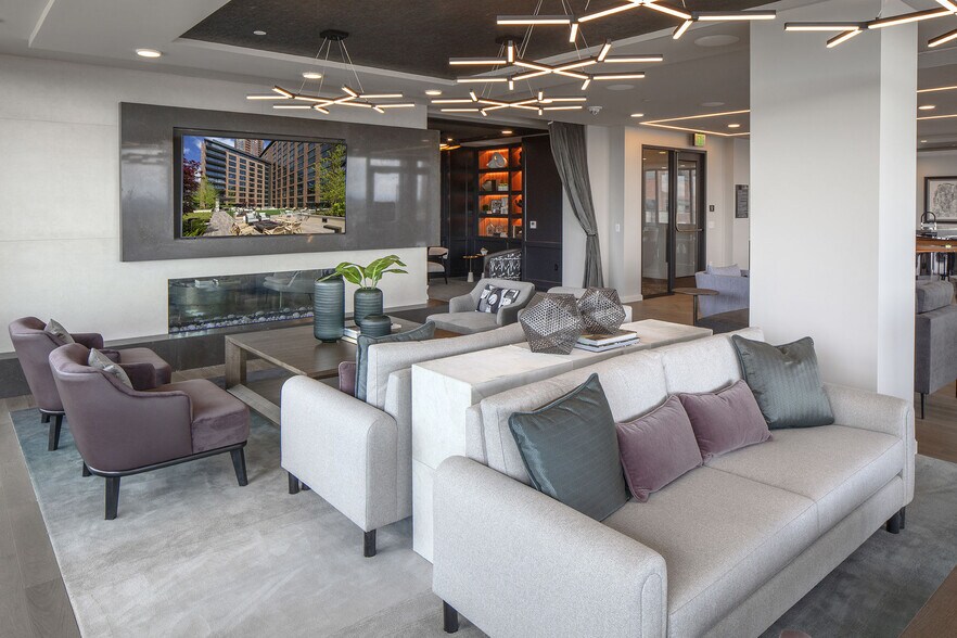 More Photos Of 140 SW Columbia St, Portland Apartments For Lease