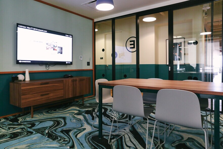 More Photos Of Two Embarcadero Ctr, San Francisco Office For Lease