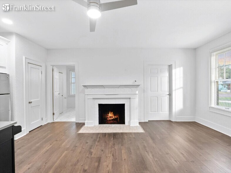 More Photos Of 5301 S 27th Ave, Gulfport Apartments For Sale