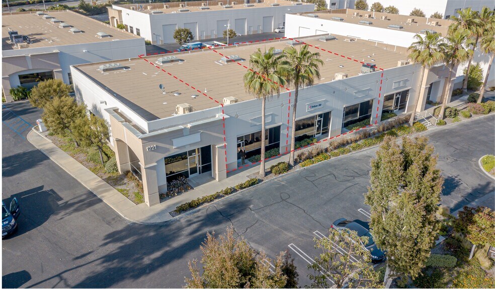 More Photos Of 1221 Puerta Del Sol, San Clemente Warehouse For Lease