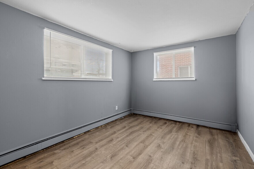 More Photos Of , Aurora Multifamily For Sale