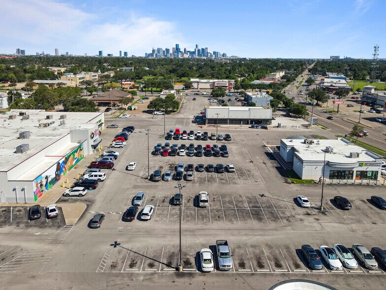 More Photos Of 6120 Scott St, Houston Unknown For Lease