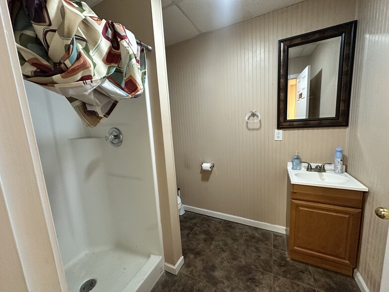 More Photos Of 5019 Char-Augusta Rd, Bamberg Warehouse For Sale