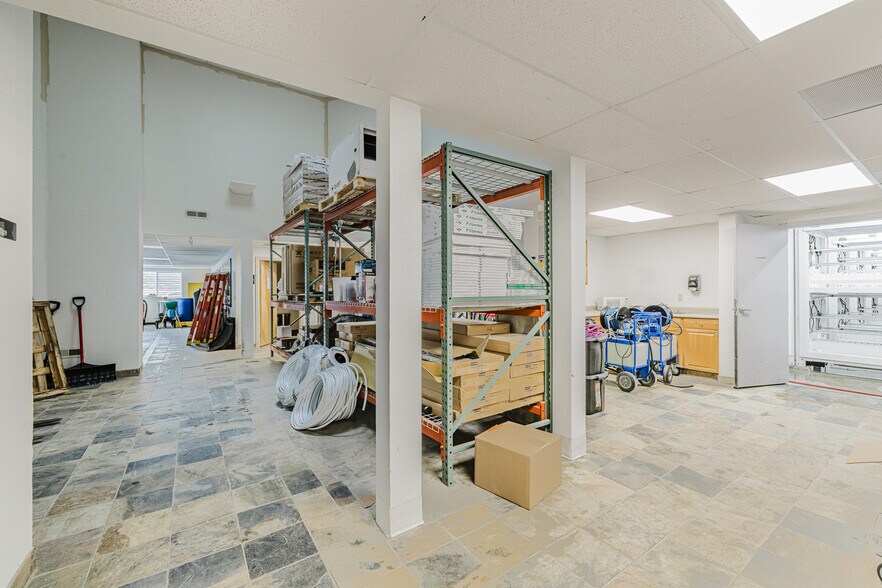 More Photos Of 1120 Hacienda Ranch Rd, Wells Truck Terminal For Sale