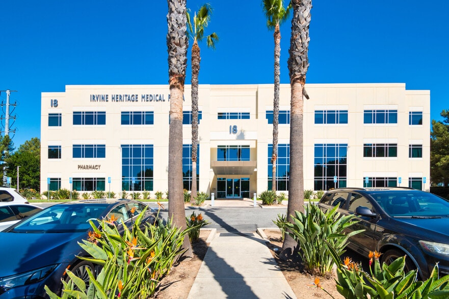 More Photos Of 18 Endeavor, Irvine Medical For Lease