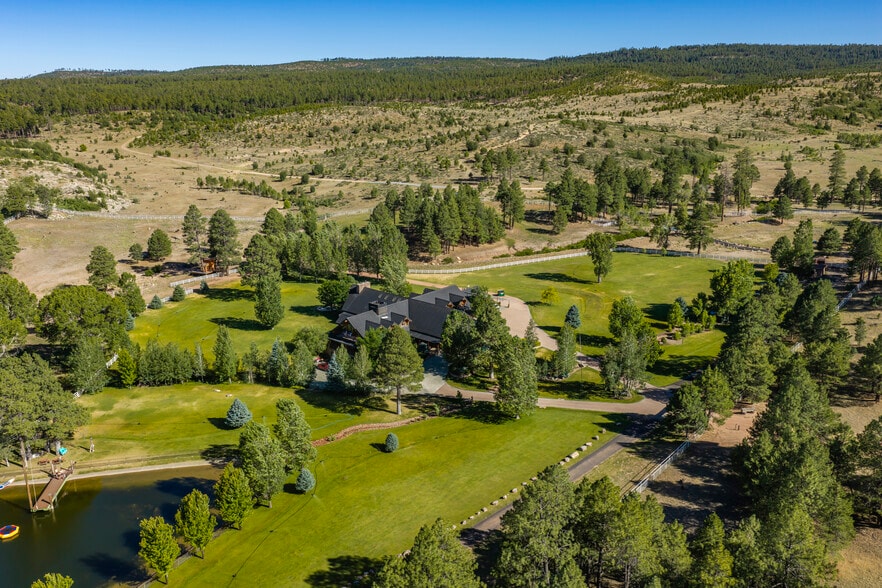 More Photos Of 1613 Black Canyon Rd, Heber Lodge Meeting Hall For Sale