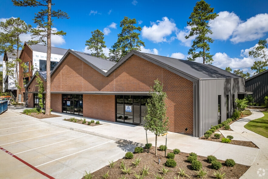 More Photos Of I-45 & Crescent Campus Blvd, Conroe Unknown For Lease