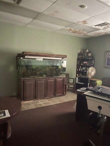 More Photos Of 25073 Highway 1, Plaquemine Medical For Sale