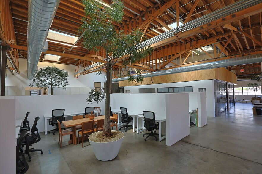 Primary Photo Of 3578 Hayden Ave, Culver City Loft Creative Space For Lease