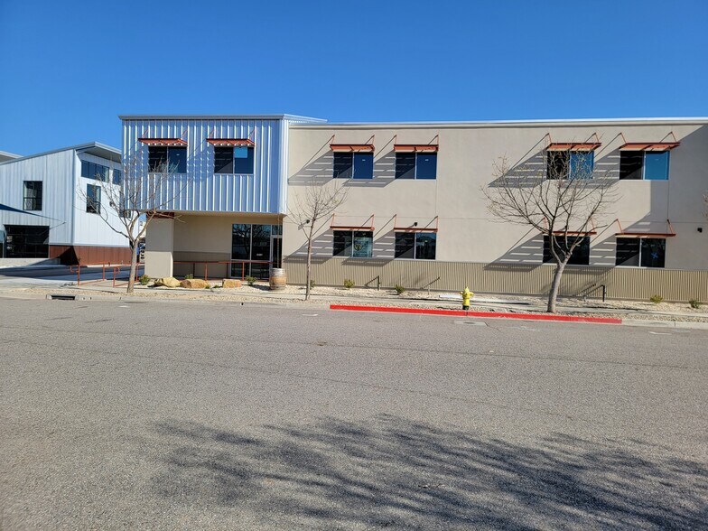 More Photos Of 3510-3512 Combine St, Paso Robles Industrial For Lease