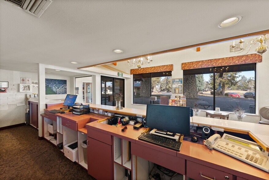 More Photos Of 3105 NE O. B. Riley Rd, Bend Hotel For Sale