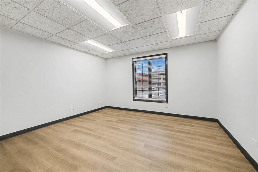 More Photos Of 50 Ela St, Barrington Medical For Lease