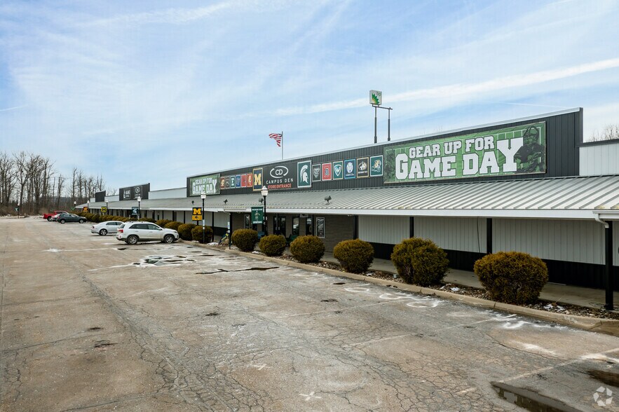 More Photos Of 4330 W Mount Morris Rd, Mount Morris General Retail For Sale