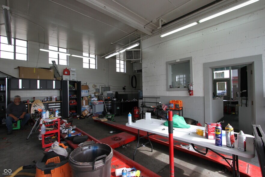 More Photos Of 1244 W Main St, Greenfield General Retail For Sale