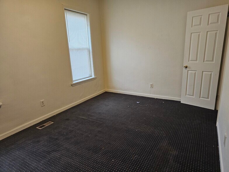 More Photos Of 5335 Delmar Blvd, Saint Louis Apartments For Sale