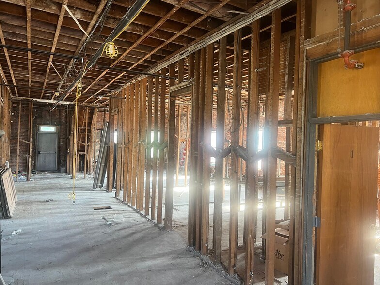 More Photos Of 129-141 Douglas Ave, Providence Restaurant For Sale