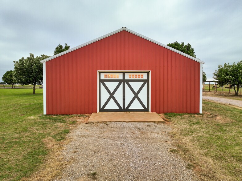More Photos Of 1002 Old 66 Rd, Hydro Land For Sale