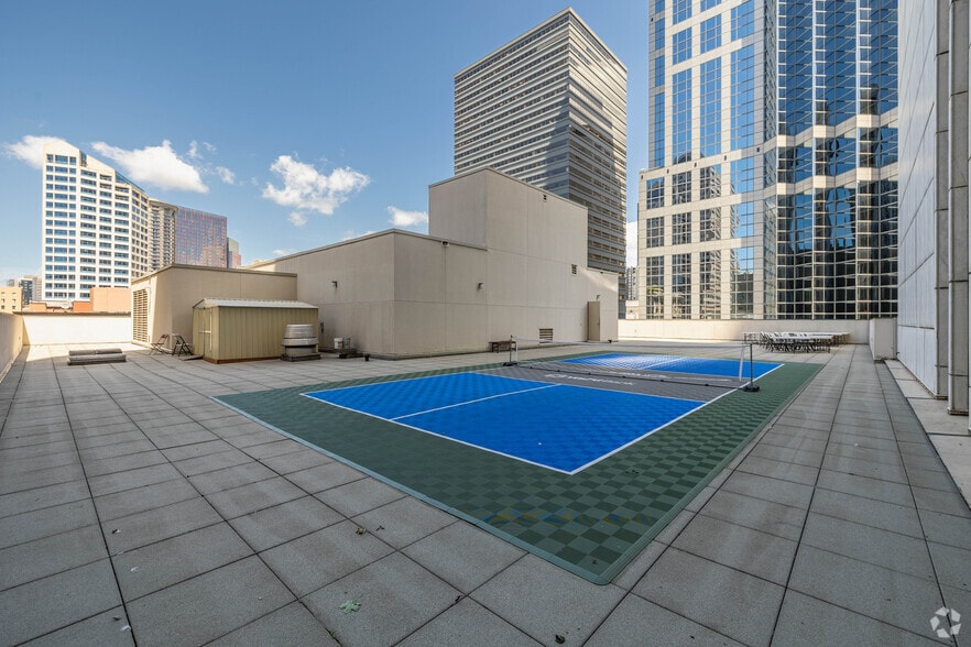 More Photos Of 425 Pike St, Seattle Office For Lease