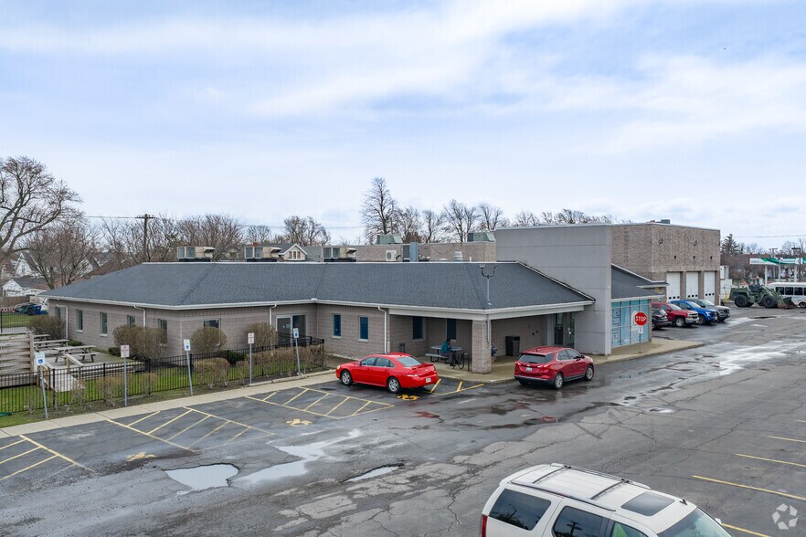Primary Photo Of 401 E Amherst St, Buffalo Light Distribution For Lease
