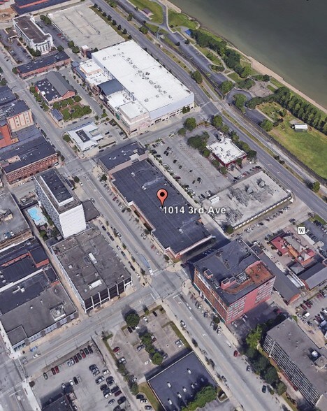 More Photos Of 1010 3rd Ave, Huntington Storefront Retail Office For Lease