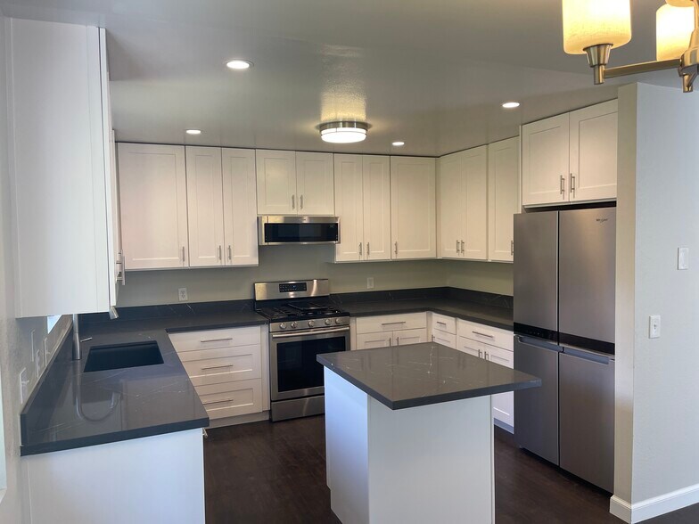 More Photos Of 2019 Castillo St, Santa Barbara Multifamily For Sale