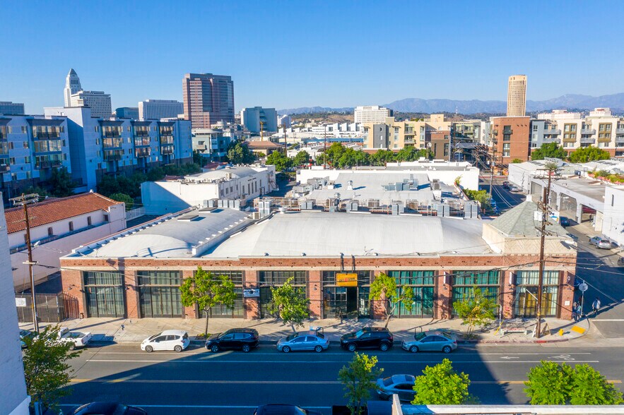 More Photos Of 821-835 E 3rd St, Los Angeles General Retail For Lease