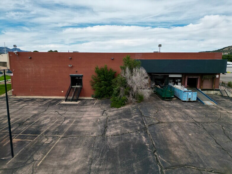 More Photos Of 3505-3525 N Stone Ave, Colorado Springs Warehouse For Lease