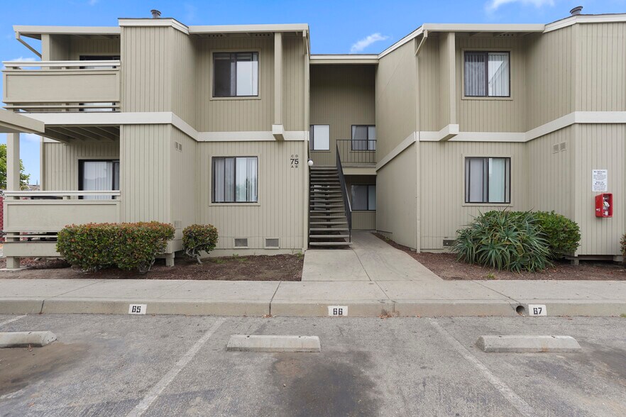 More Photos Of 50 Hollow View Ln, Watsonville Apartments For Sale