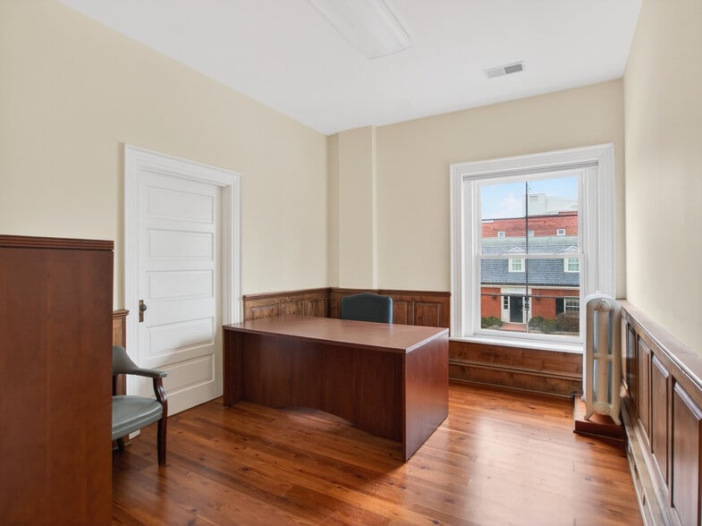 More Photos Of 102 E Main St, Orange Bank For Lease