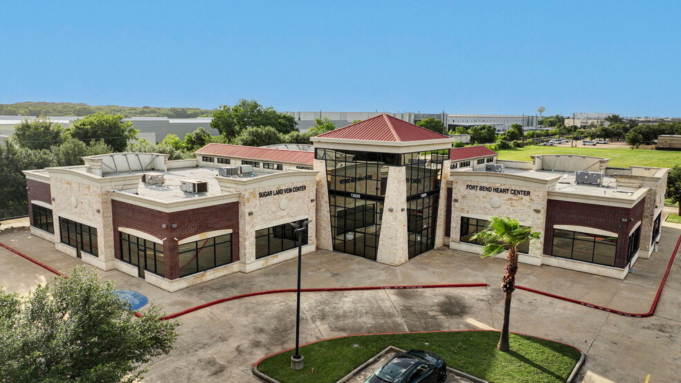 Primary Photo Of 13020 Dairy Ashford Rd, Sugar Land Medical For Lease