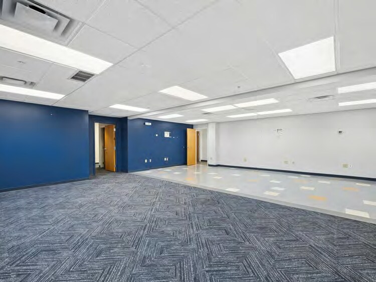 More Photos Of 1717-4189 Arlingate Ln, Columbus Light Distribution For Lease