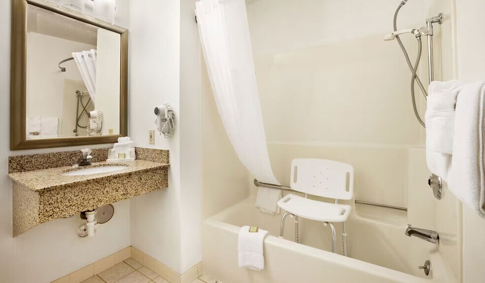 More Photos Of 5253 S Howell Ave, Milwaukee Hotel For Sale
