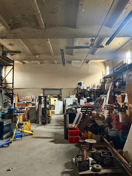 More Photos Of 830 Union Ave, Bronx Warehouse For Lease