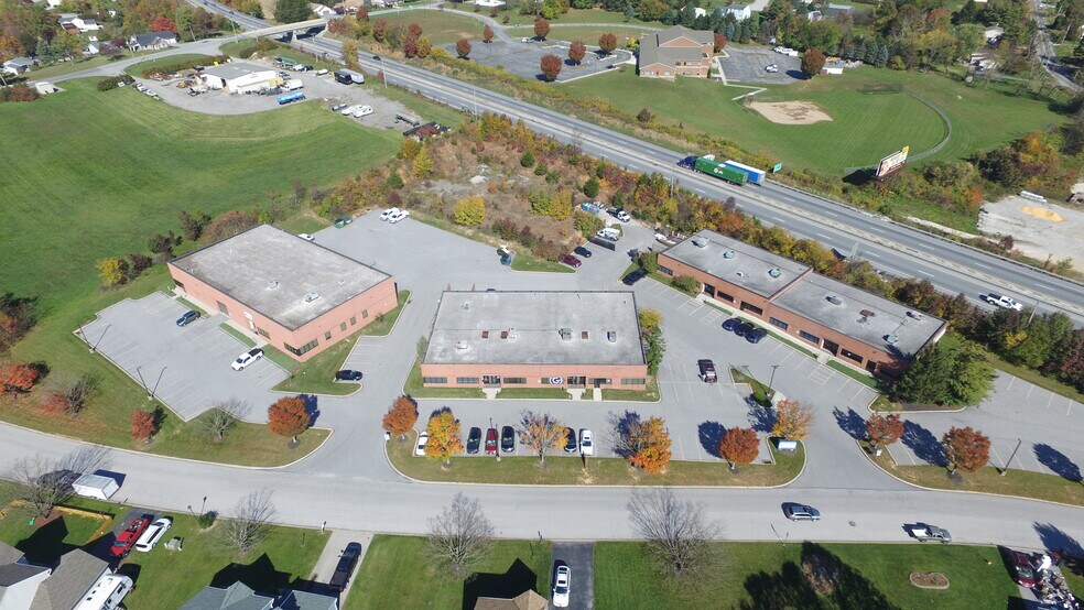 More Photos Of 28 Northbrook Ln, Shrewsbury Flex For Lease