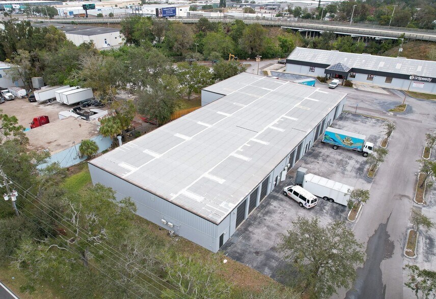 More Photos Of 4055 35th St N, Saint Petersburg Unknown For Lease