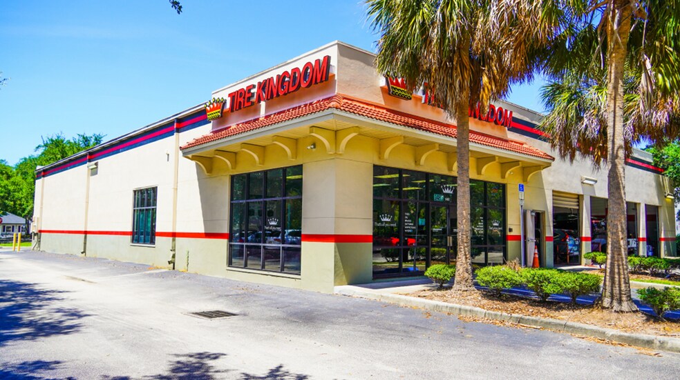 Primary Photo Of 1485 E Mitchell Hammock Rd, Oviedo Auto Repair For Sale