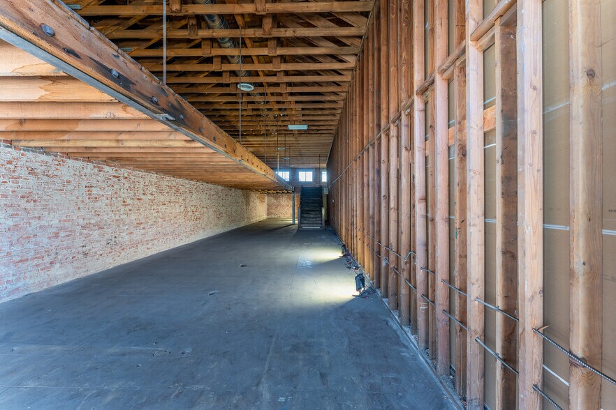 More Photos Of 3060-3064 University Ave, San Diego Storefront Retail Office For Lease