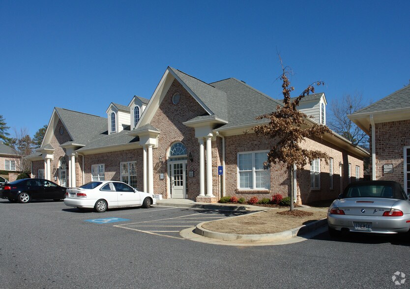 More Photos Of 3500 Duluth Park Ln, Duluth Office For Lease