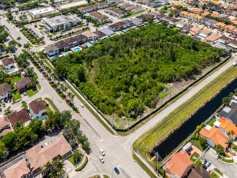 More Photos Of 14401 Coral Way, Miami Land For Lease