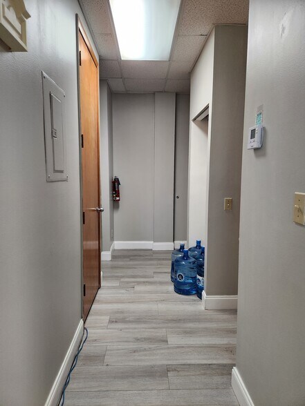 More Photos Of 5100 W Copans Rd, Margate Office For Lease