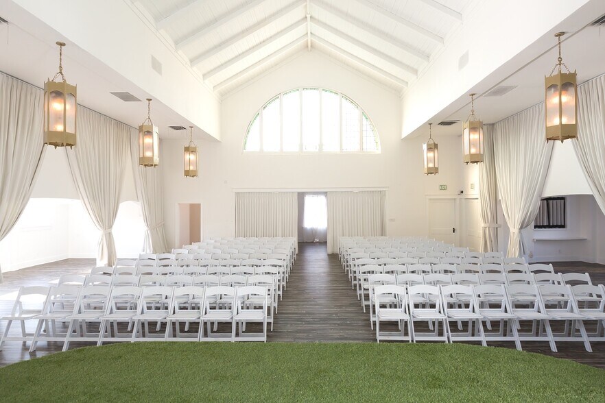 More Photos Of 4908 York Blvd, Los Angeles Lodge Meeting Hall For Lease
