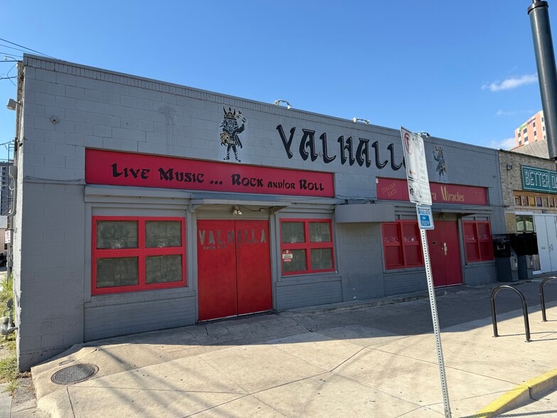 Primary Photo Of 710 Red River St, Austin Storefront For Lease