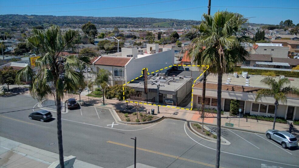 More Photos Of 24123 Narbonne Ave, Lomita Bar For Sale