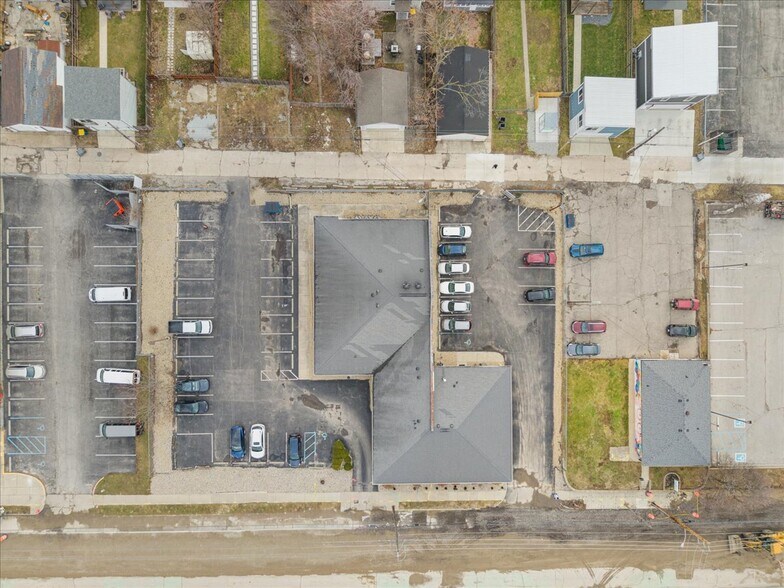 More Photos Of 1415 Shelby St, Indianapolis Office For Sale