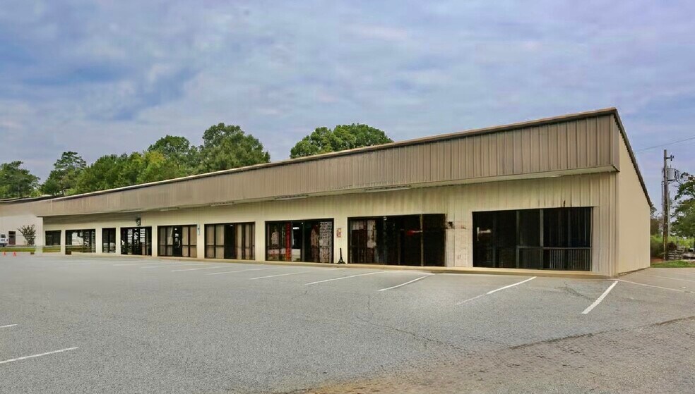 Primary Photo Of 2419 N Fayetteville St, Asheboro Unknown For Lease