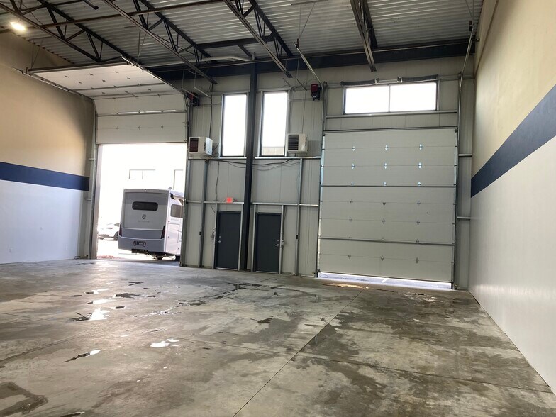 More Photos Of 428 W Powerline Rd, Heber City Light Manufacturing For Lease