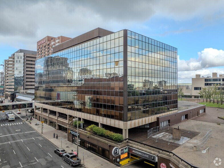 More Photos Of 100, 110, and 120 King St W, Hamilton Unknown For Lease