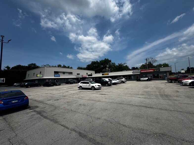 More Photos Of 403-419 W Lincoln Hwy, Chicago Hts, Chicago Heights Unknown For Lease