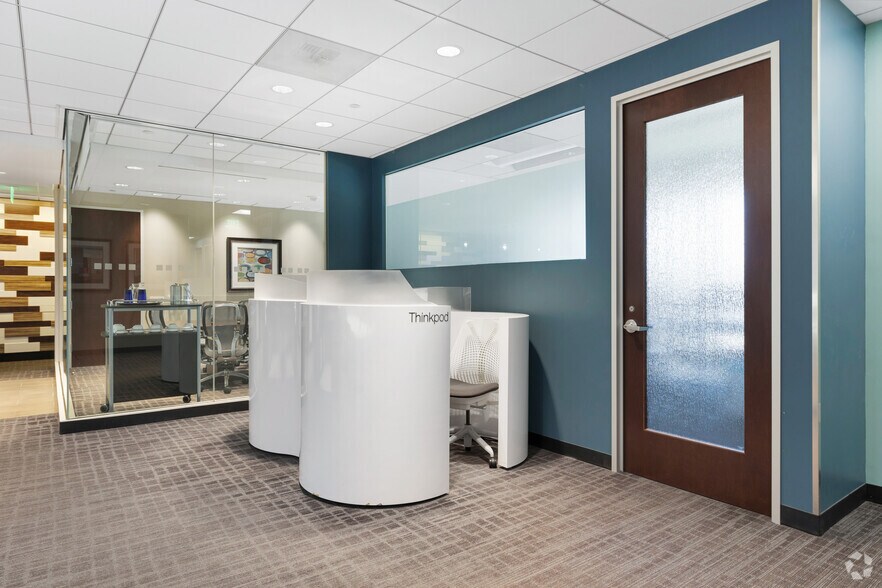 More Photos Of 2029 Century Park E, Los Angeles Coworking Space