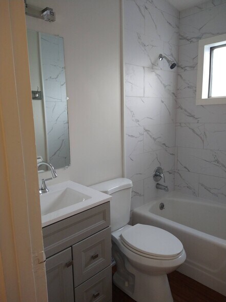 More Photos Of 814 S Jenkins Blvd, Akron Multifamily For Sale